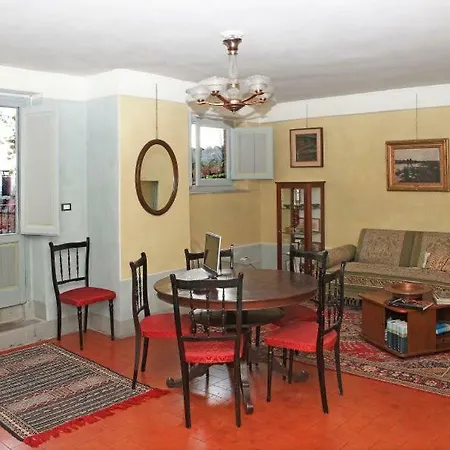 Palazzo Aloigi Luzzi Apartment