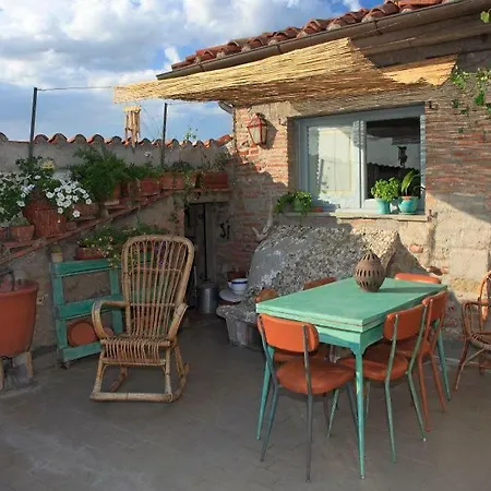 Apartment Palazzo Aloigi Luzzi